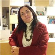 laurea in legge e master in economia
Matera